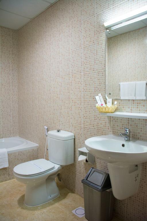 President Suites Apartments มานามา ภายนอก รูปภาพ