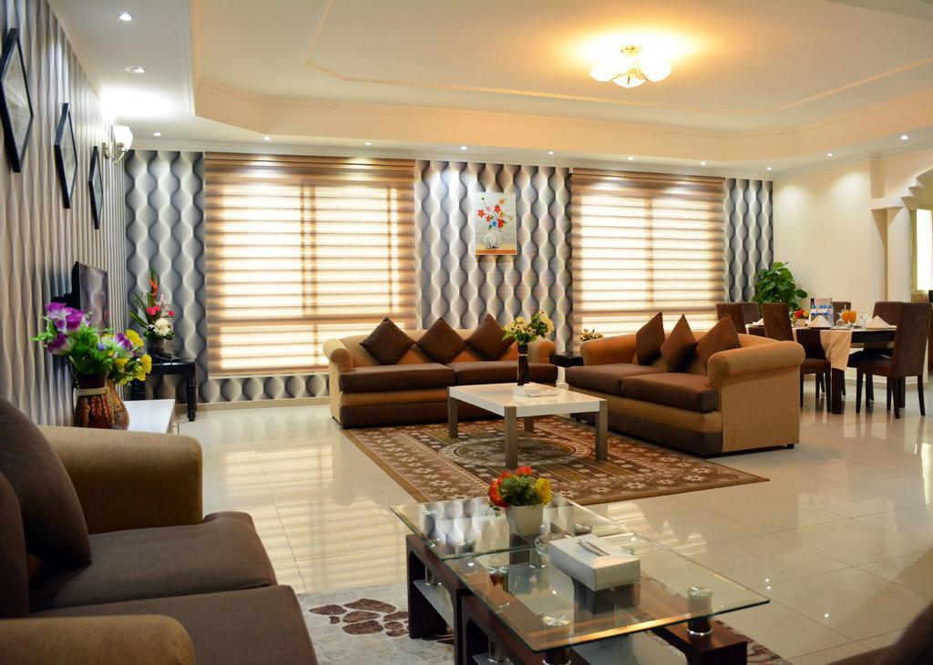 President Suites Apartments มานามา ภายนอก รูปภาพ